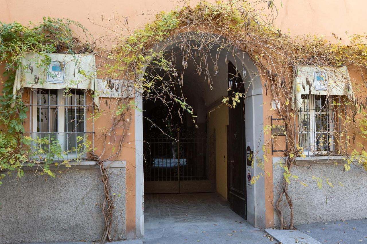 Palazzo Liberati Apartments Parma Exterior photo